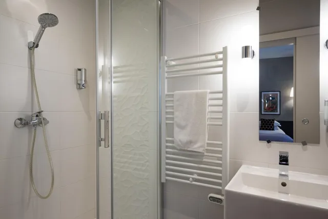 غرفة سوبيريور بسرير كينج، Hotel Voltaire Opera Nantes 2/2