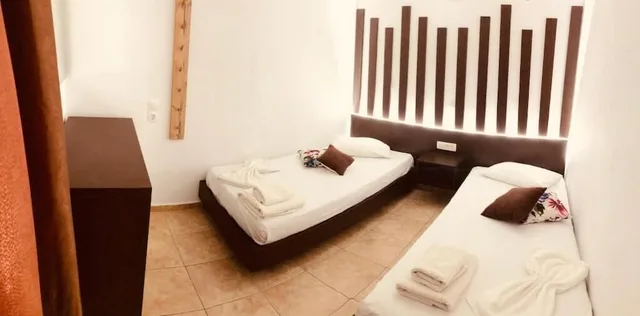 Standard, Quadruple, Double and Twin Beds, Pension Livadaros 2/10