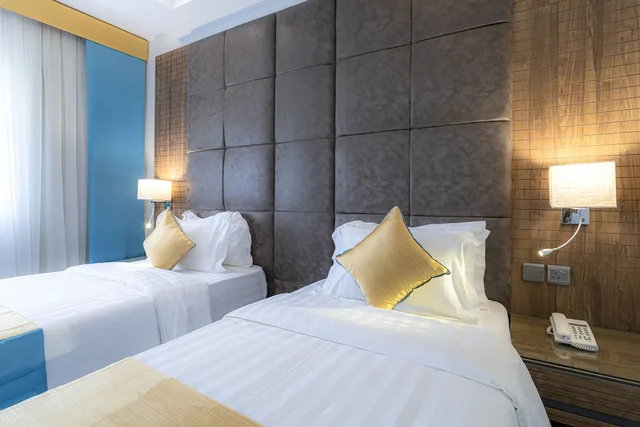 غرفة بسريرين منفصلين، Y Platinum Hotel 1/4