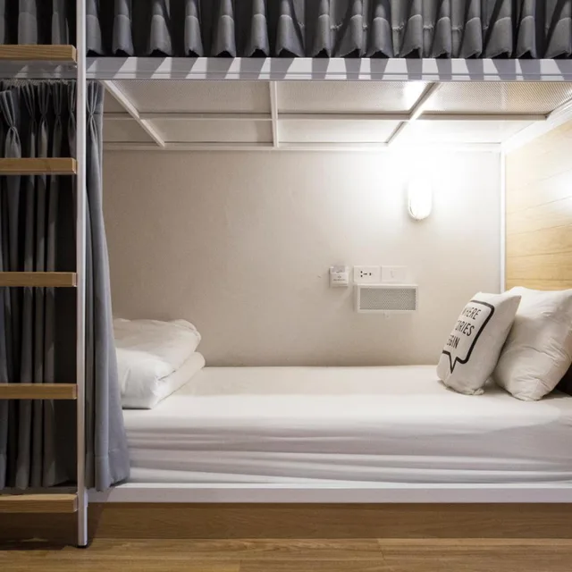 Mixed Dorm, 10 Beds، Bed One Block Hostel 5/8
