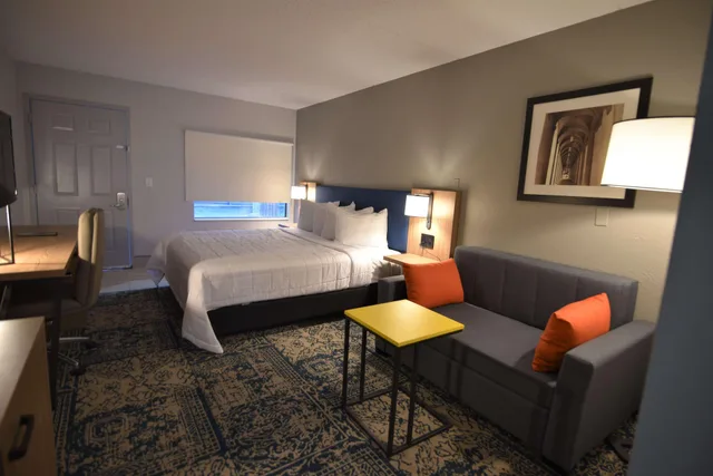 جناح بسرير كينج، Baymont By Wyndham Pine Grove 3/3