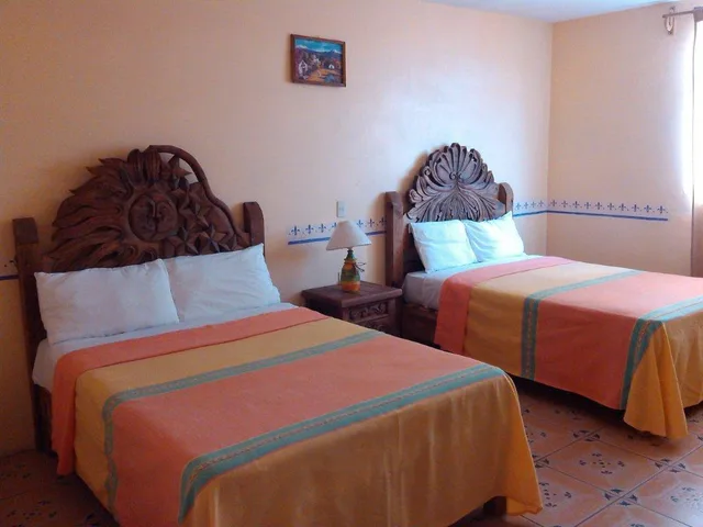 غرفة قياسية بسرير مزدوج، HOTEL CAMPANARIO DE SAN JUAN 2/4