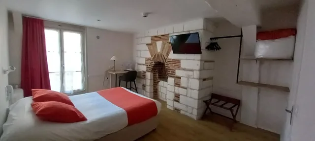 غرفة قياسية بسرير مزدوج، Brit Hotel Les Comtes de Champagne Centre Historique 3/10