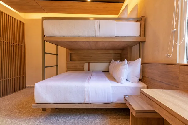 غرفة بسرير بطابقين وسرير كوين، Motto by Hilton Tulum 2/5