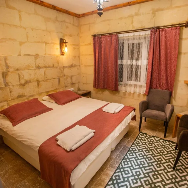 جناح عائلي، Capiedra Hotel 2/10