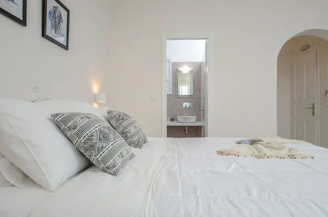 جناح جونيور بسرير كوين بإطلالة على البحر، Golden Sand Naxos 4/10