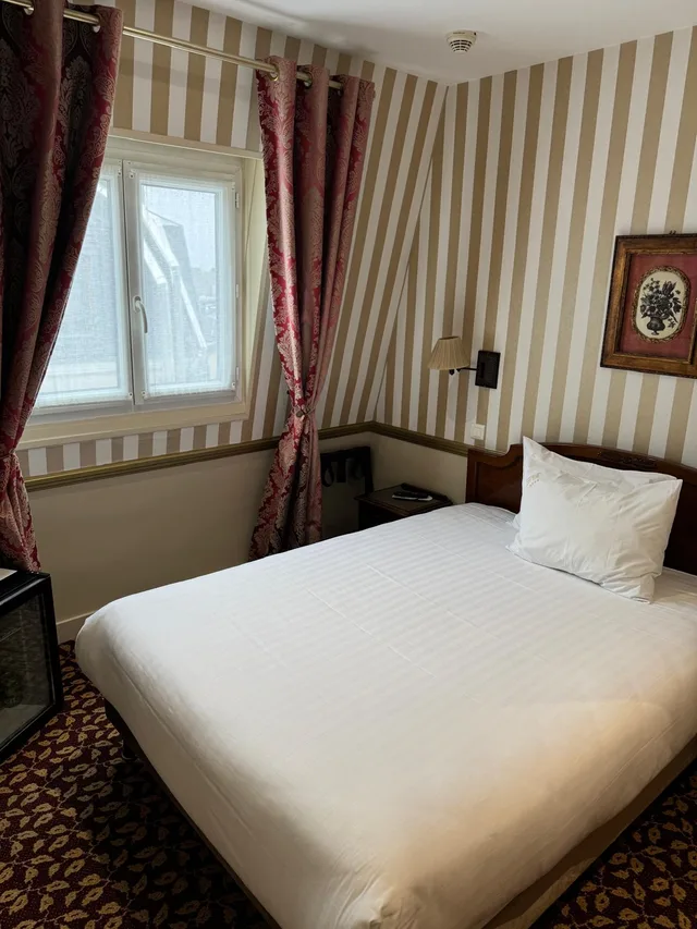 غرفة مفردة بسرير مزدوج، Hotel Belfast 2/2