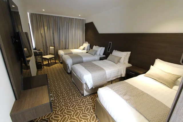 غرفة قياسية رباعية، فندق لمار اجياد الاول(Lamar Ajyad Hotel) 1/5