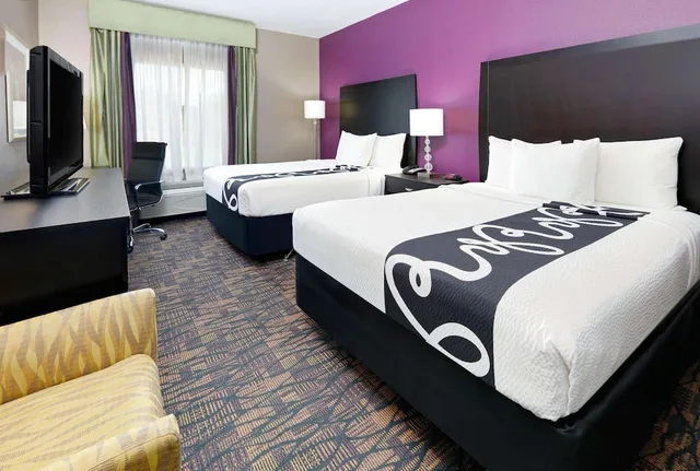 غرفة بسريرين كوين، La Quinta Inn & Suites by Wyndham Jourdanton - Pleasanton 1/1