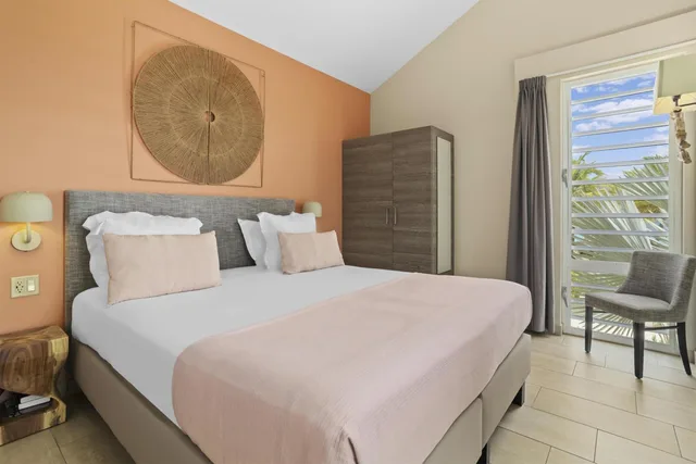 1 Bedroom, Apartment, Sofa, Delfins Beach Resort Bonaire, Tapestry Collection by Hilton 2/3