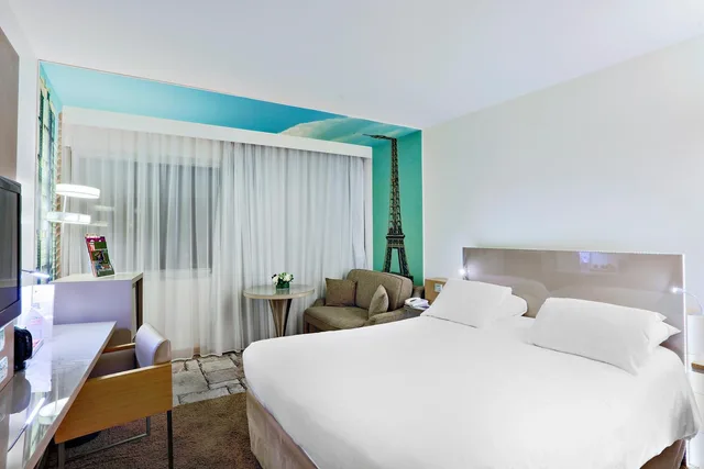 غرفة قياسية بسرير مزدوج مع أريكة، Mercure Paris Vaugirard Porte de Versailles 5/9