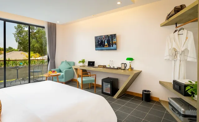 Cabana, King Bed, Pool Access، Grand Venus La Residence 4/6