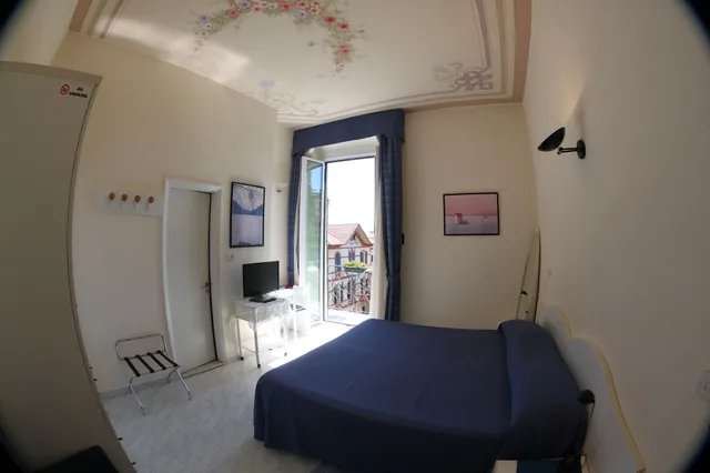 غرفة سوبيريور بسرير مزدوج بشرفة، Hotel Stella 7/9