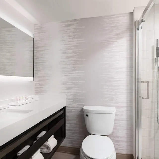 غرفة سوبيريور بسرير كينج، Torrance Marriott Redondo Beach 2/2