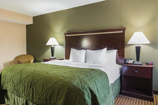 جناح كبير بسرير كينج، Quality Inn & Suites Greenville - Haywood Mall 5/10