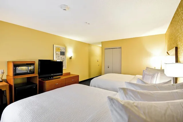 غرفة بسريرين مزدوجين لذوي الإعاقة، Fairfield Inn And Suites Tampa Fairgrounds Casino 1/5