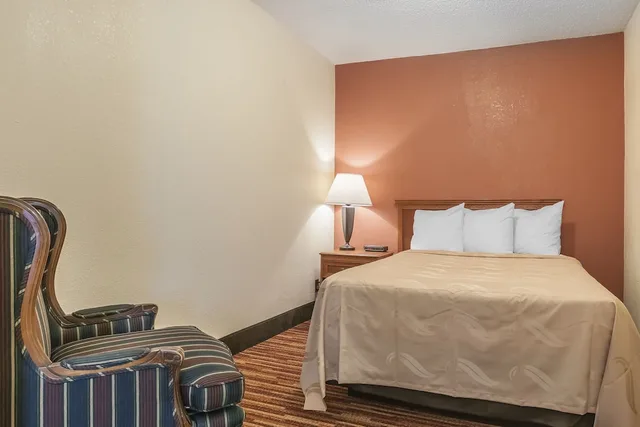 Upgrade, Suite, Double Bed، Quality Inn Gallipolis 1/2