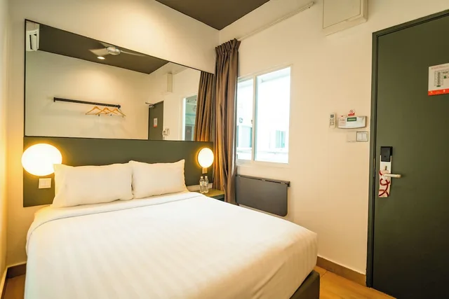 غرفة بسرير كوين، Tune Hotel Klia Aeropolis 2/9