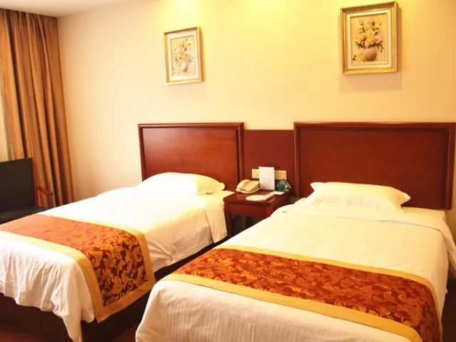 غرفة بزنس بسريرين منفصلين، GreenTree Inn Jiangxi Shangrao Qianshan Ehu Avenue Express Hotel 2/2