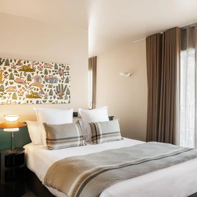 Room, Triple, L Adresse 1/10