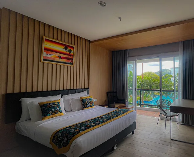 غرفة ديلوكس، Raja Hotel Kuta Mandalika Resort & Convention 1/3