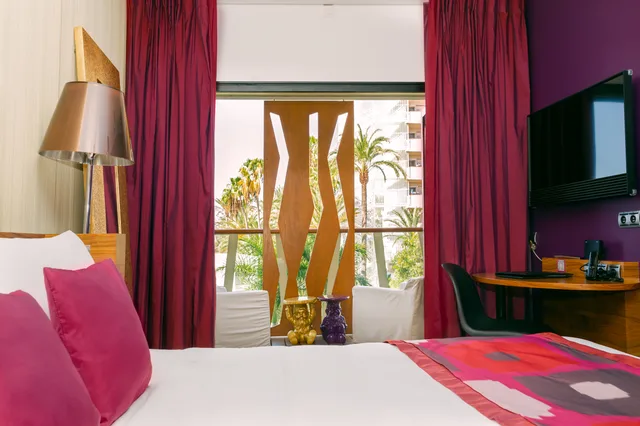 Deluxe, Single, Side Ocean View, Garden or Ocean View، Bohemia Suites and Spa - Adults Only 2/3