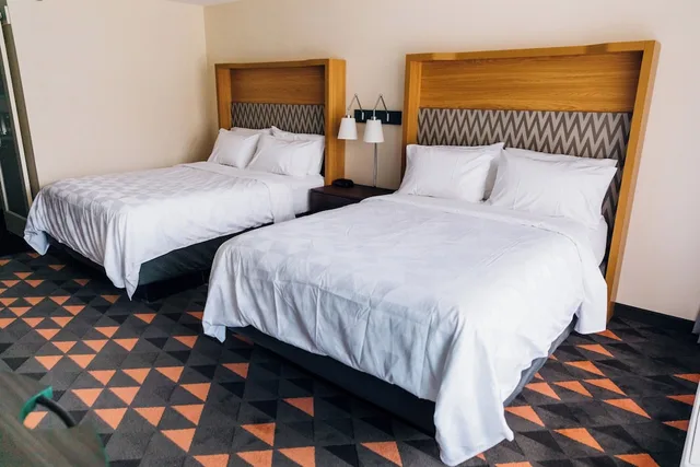 غرفة قياسية بسريرين كوين، Holiday Inn Hotel Suites Phoenix Mesa Chandler 3/5