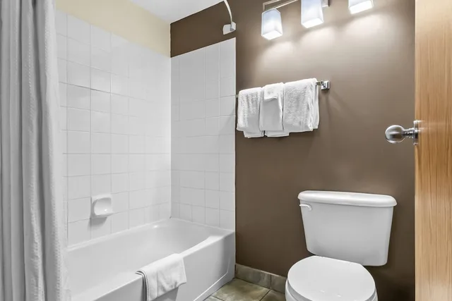 جناح بسرير كوين، Super 8 By Wyndham Prince Albert 10/10