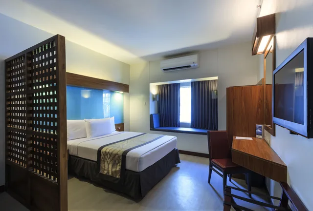 Suite, Queen Bed, Microtel By Wyndham Up Technohub 5/6