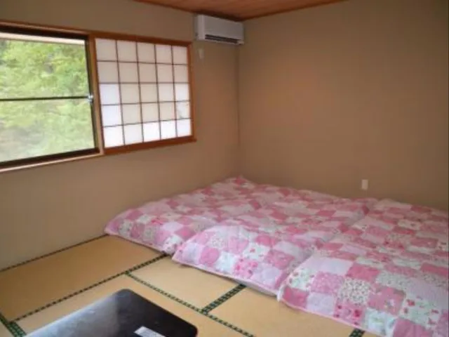 غرفة يابانية رباعية، Annex Turtle Hotori-An 1/2