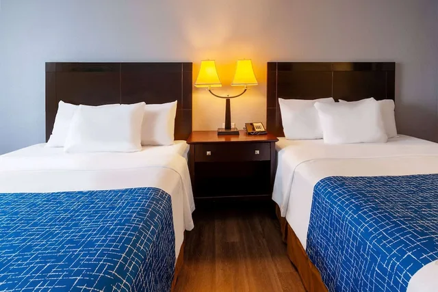 غرفة بسريرين كوين، Travelodge by Wyndham Charles Town / Harpers Ferry 3/4
