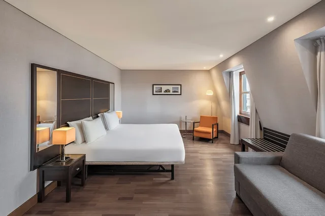 جناح جونيور بسرير كينج، Eurostars Das Artes 8/10