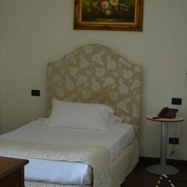 غرفة مفردة، Grand Hotel Di Lecce 2/12