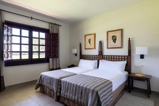 Standard, Murphy Bed, with Extra Bed, Parador De Albacete 6/10