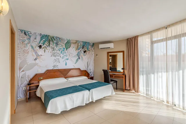 Family, Side Sea View، Hotel Mainare Playa 4/10