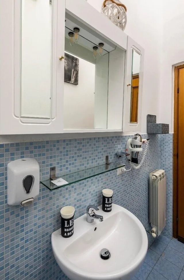 Panoramic, Town House, Queen Bed، BnB Rooms And Comfort 3/6