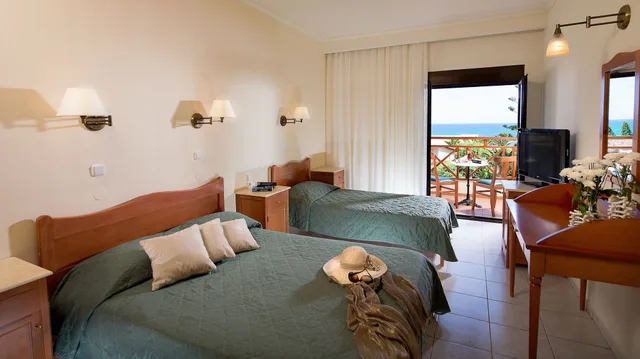غرفة عائلية بسرير مزدوج وسريرين منفصلين بغرفة نوم واحدة، Cactus Beach Hotel 6/8