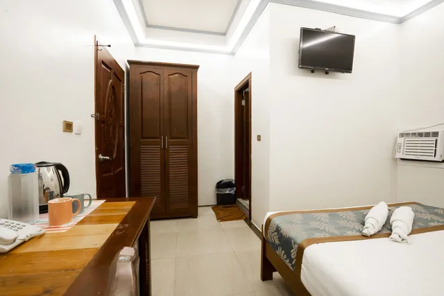 غرفة مفردة بسرير كوين، Royal Park Resort Hotel 2/3