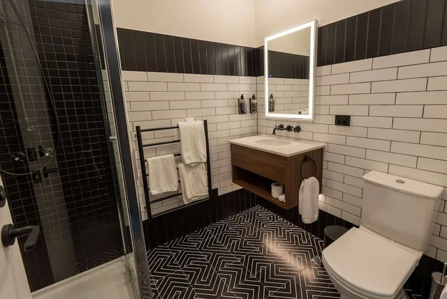 غرفة بسرير كينج، TRYP by Wyndham Wellington, Tory Street 4/4