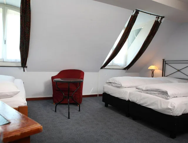 غرفة عائلية، Hotel Montana Zurich 2/5