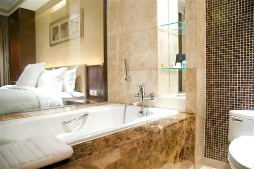 غرفة ديلوكس بسريرين منفصلين، Millennium Hotel Chengdu 2/2
