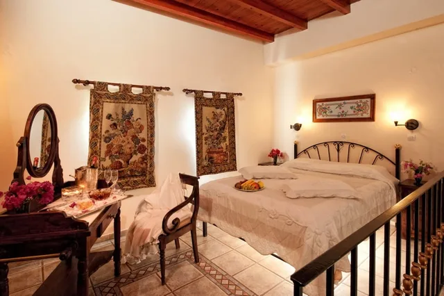 1 Bedroom, Junior Suite, Double and Twin Beds, Veneto Boutique Hotel 1/7