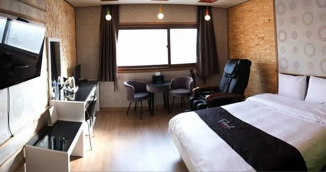 غرفة ديلوكس بسرير مزدوج، Pearl Business Hotel 2/3