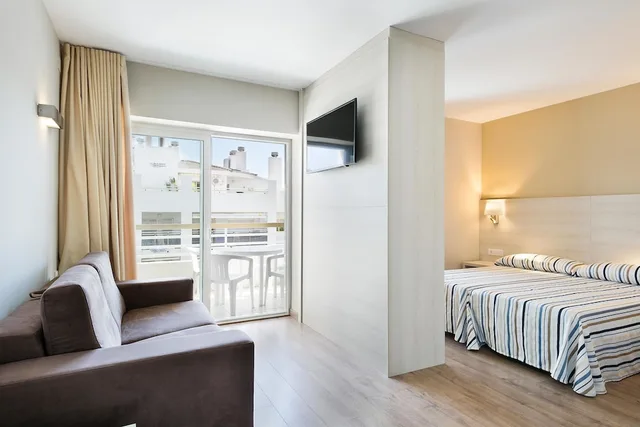 Studio, Twin Beds, Pool View, Sofa, Best Da Vinci 1/4