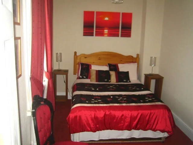 غرفة بسرير مزدوج، Gleneagles Guest House 5/8
