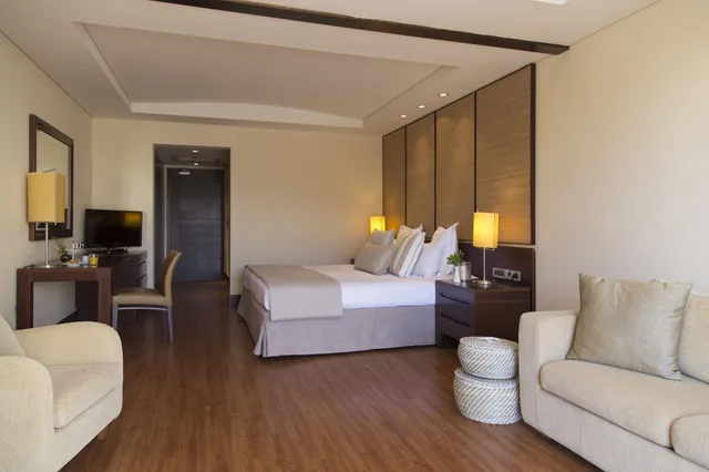 Junior Suite, Double Bed, Sea or Marina View، Porto Carras Meliton Hotel 3/6