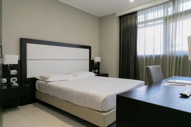 غرفة بسرير مزدوج، Marconi Hotel 3/7