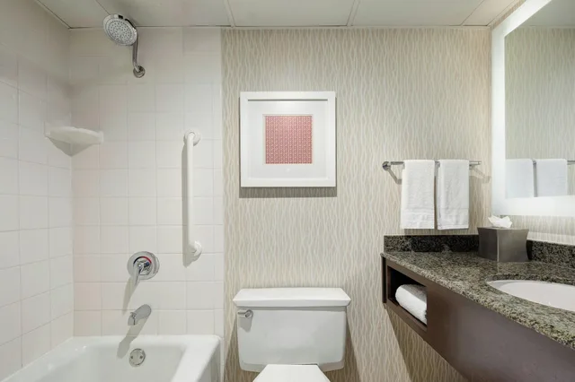 غرفة بسريرين مزدوجين، Marriott St. Louis Airport 6/8
