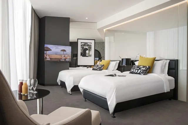 غرفة بسريرين منفصلين، Amman Rotana 1/2