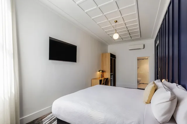 غرفة سوبيريور بسرير كينج، Royal Exhibition Hotel 1/4